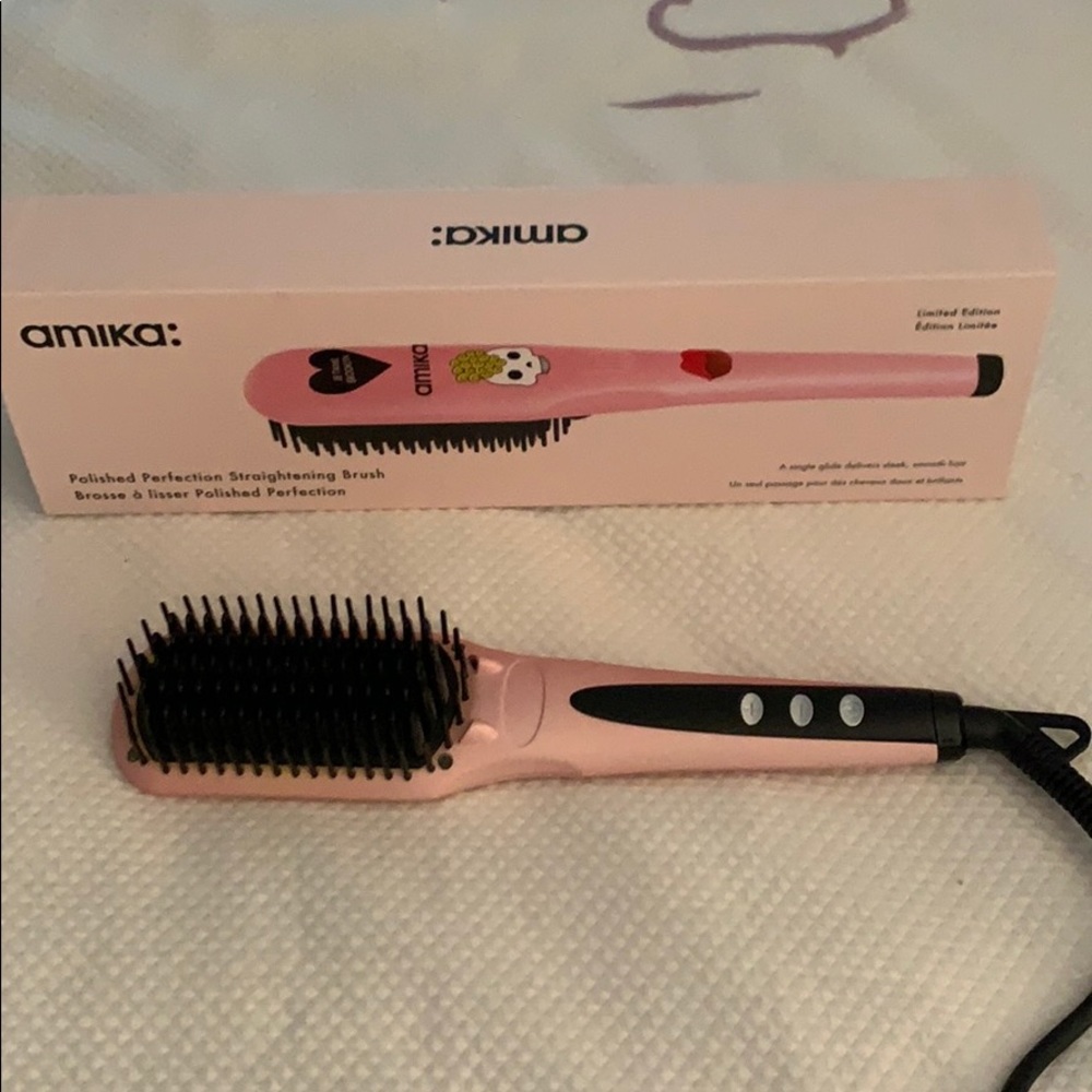 Amika Polished Straightening Brush